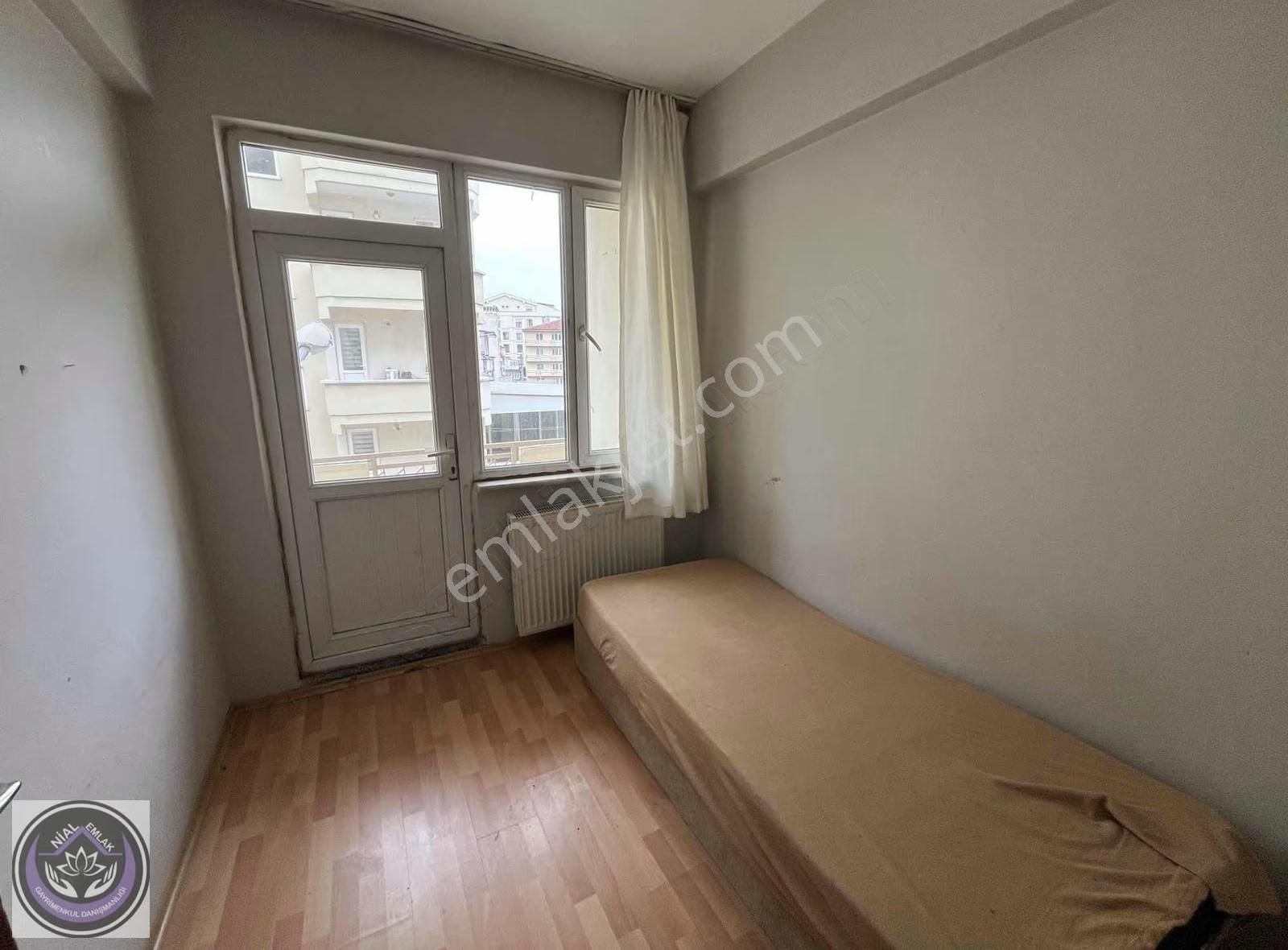 Balıkesir Kasaplar Mahallesi Kiralık 3+1 Daire - Görsel 3