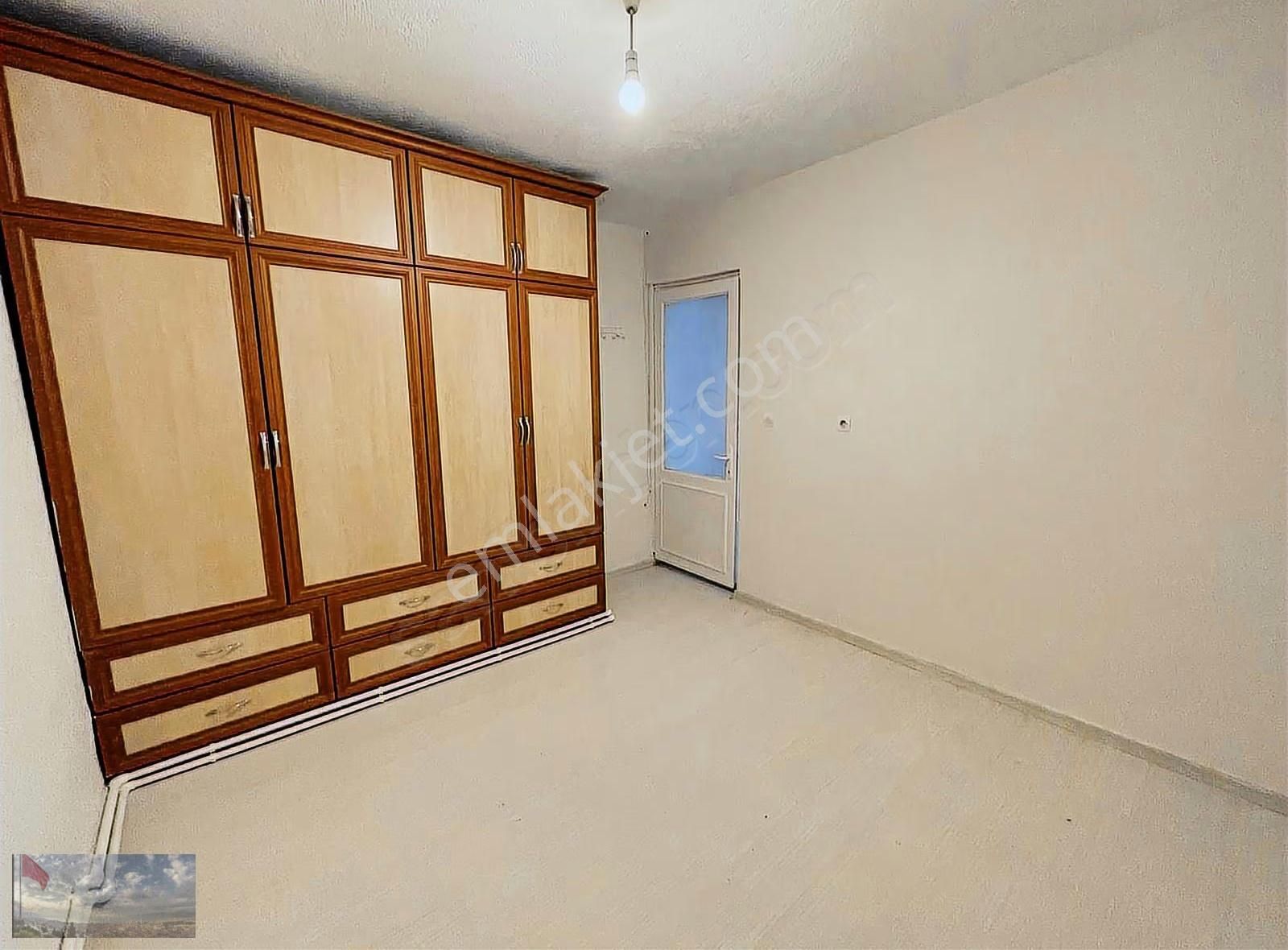 Kiralık 3+1 Doğalgazlı Geniş Balkonlu Daire Merkez Lokasyonda - Görsel 9