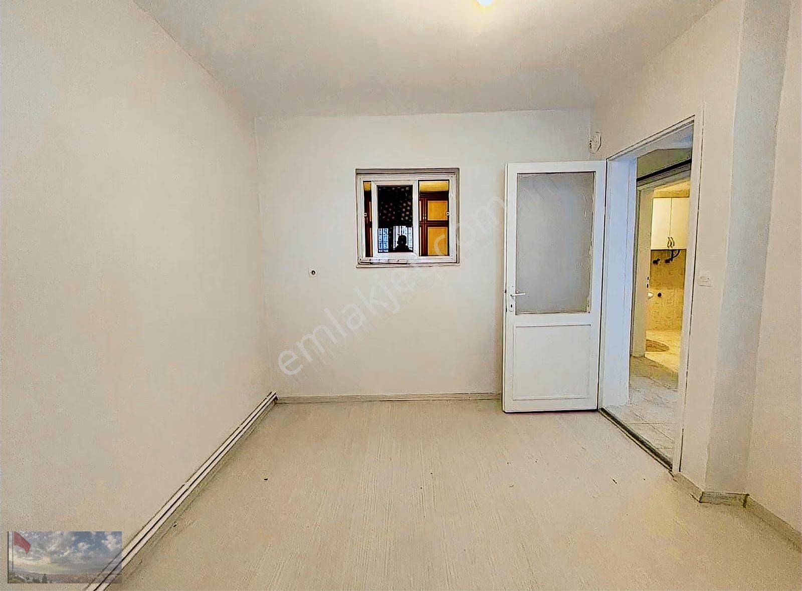 Kiralık 3+1 Doğalgazlı Geniş Balkonlu Daire Merkez Lokasyonda - Görsel 5