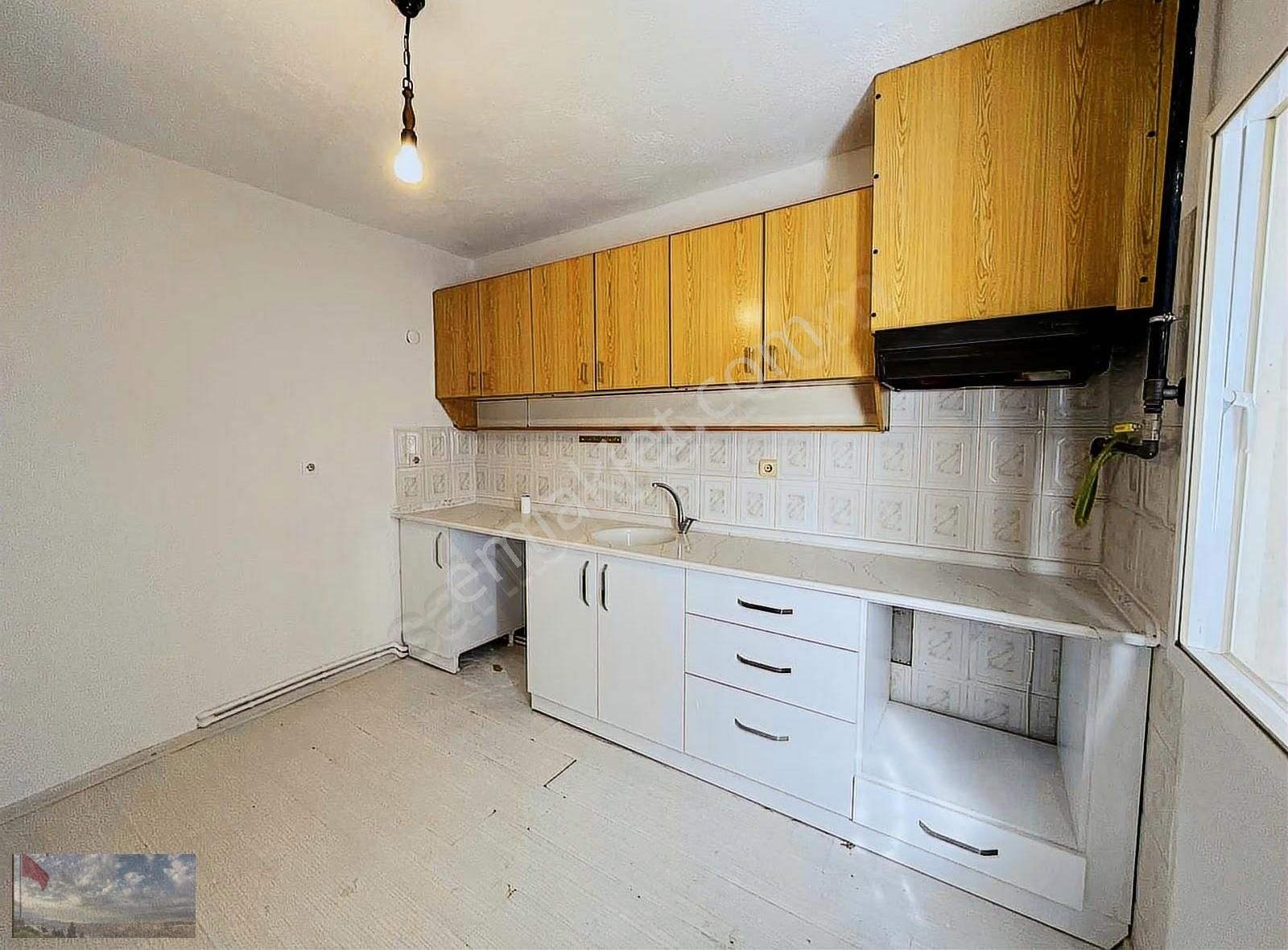 Kiralık 3+1 Doğalgazlı Geniş Balkonlu Daire Merkez Lokasyonda - Görsel 20