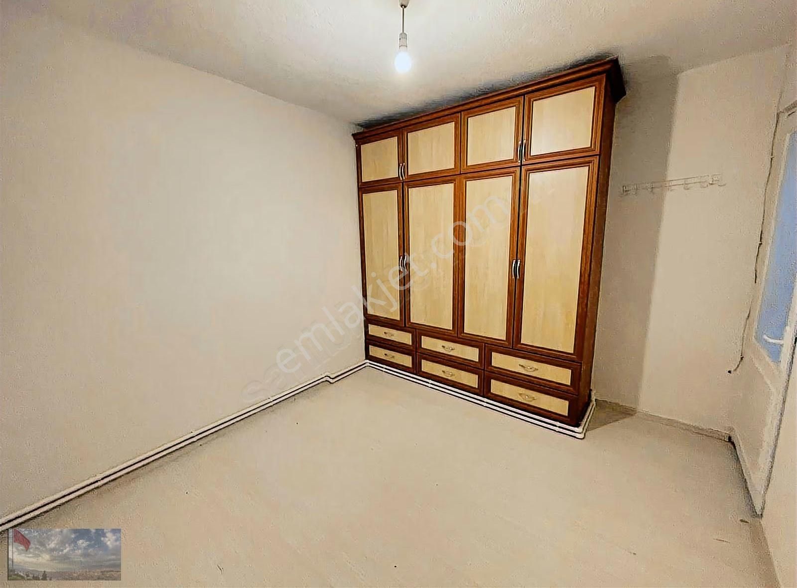 Kiralık 3+1 Doğalgazlı Geniş Balkonlu Daire Merkez Lokasyonda - Görsel 17