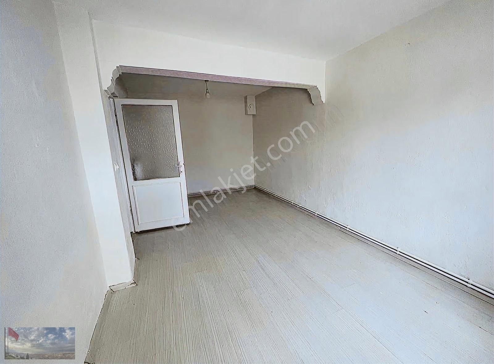 Kiralık 3+1 Doğalgazlı Geniş Balkonlu Daire Merkez Lokasyonda - Görsel 4