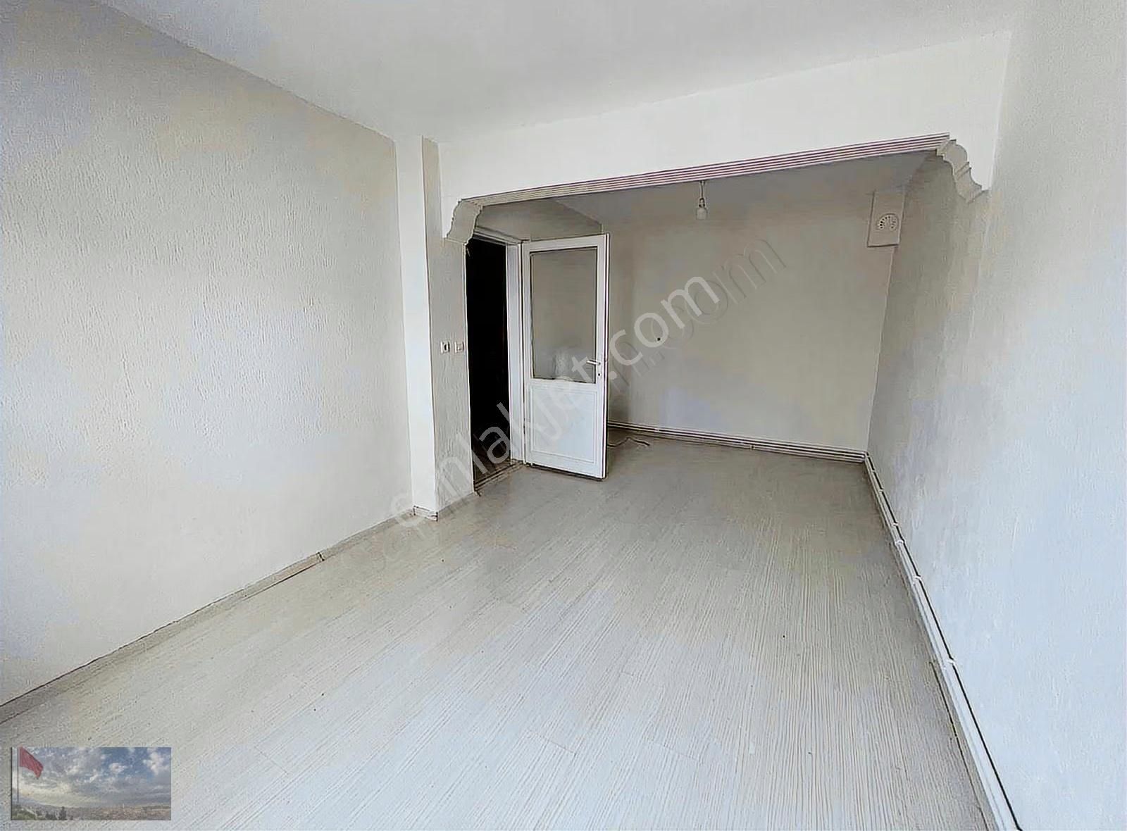 Kiralık 3+1 Doğalgazlı Geniş Balkonlu Daire Merkez Lokasyonda - Görsel 10