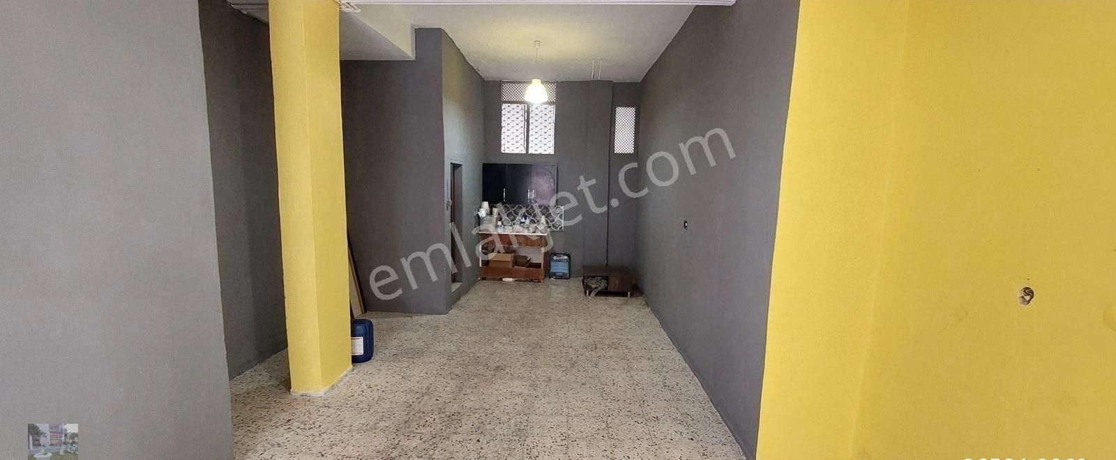 Karşıyaka Elit Sitesinde Kiralık İşyeri Kanıt Emlaktan - Görsel 3