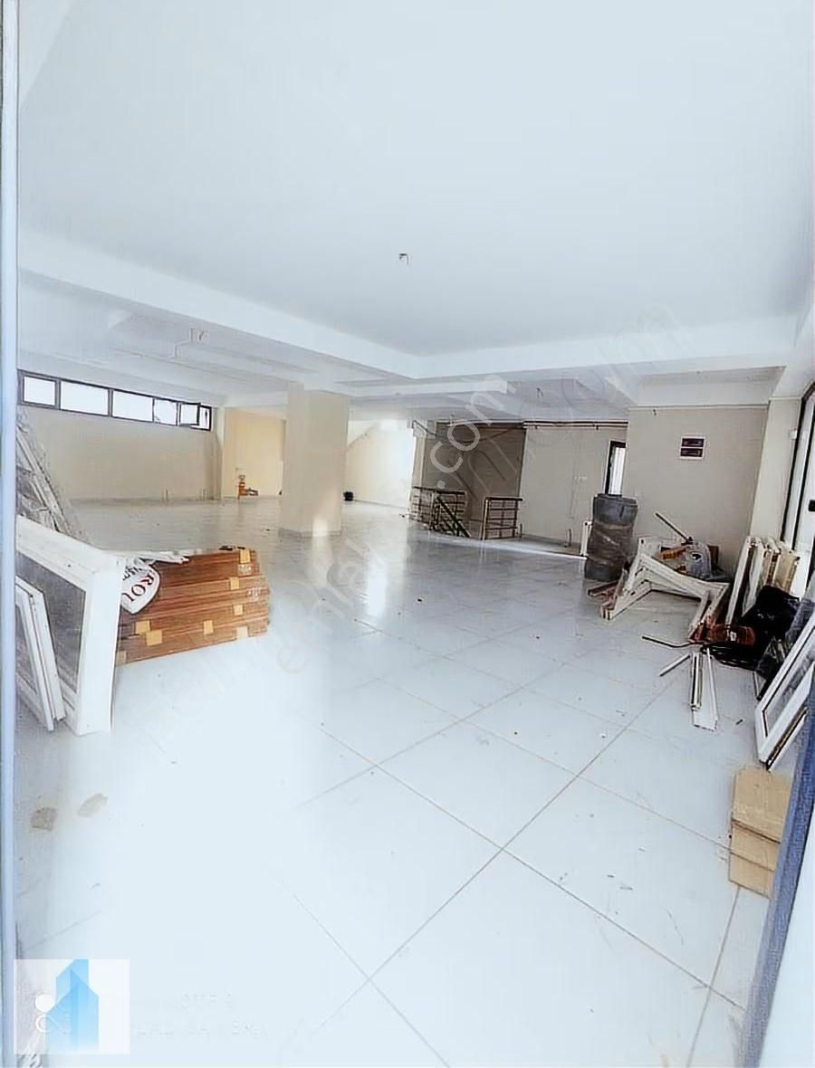Zeytinburnun Da Satılık 300 M2 İşyeri,merkezi Konum Da Yeni Bina - Görsel 3
