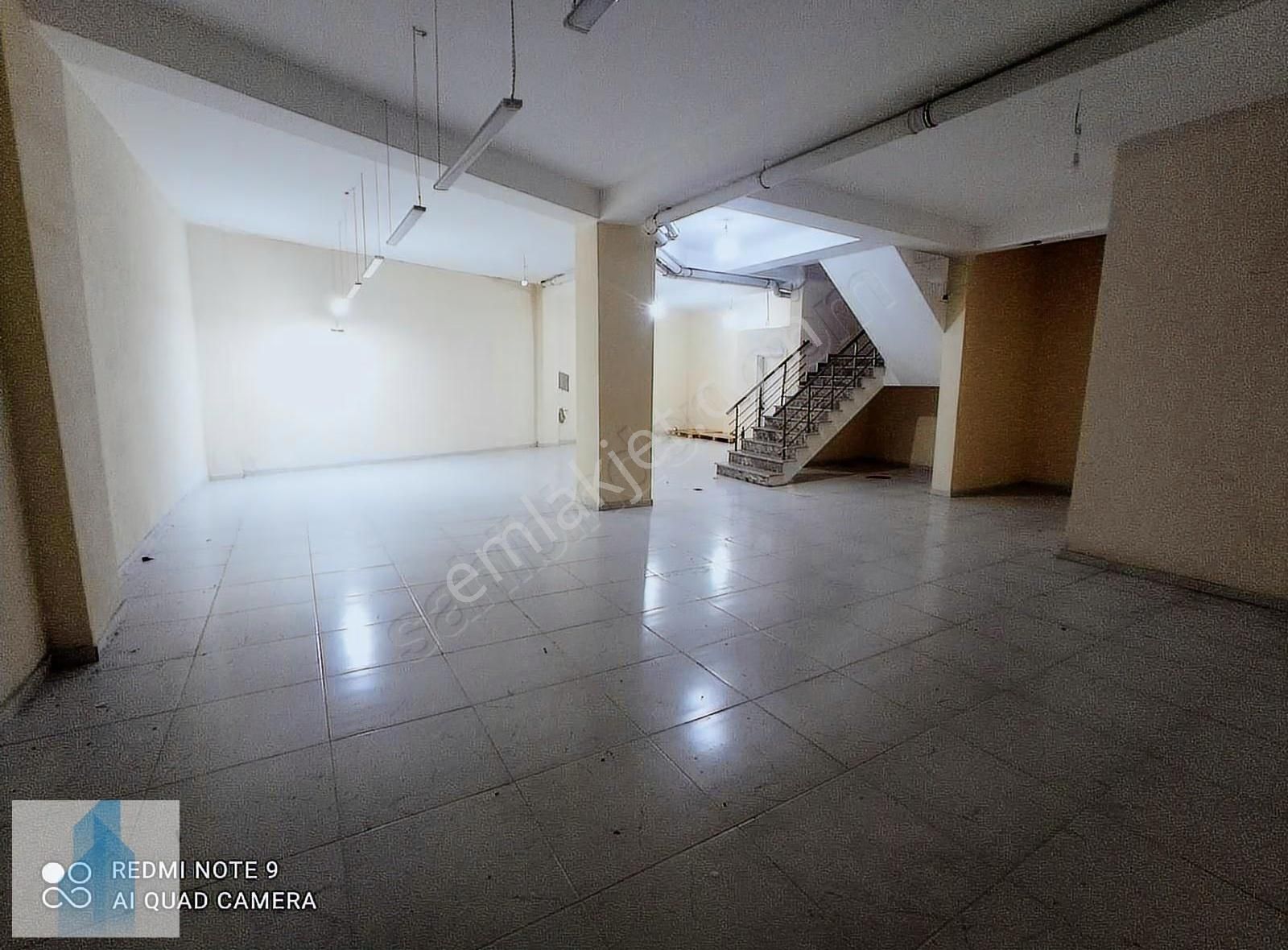 Zeytinburnun Da Satılık 300 M2 İşyeri,merkezi Konum Da Yeni Bina - Görsel 2