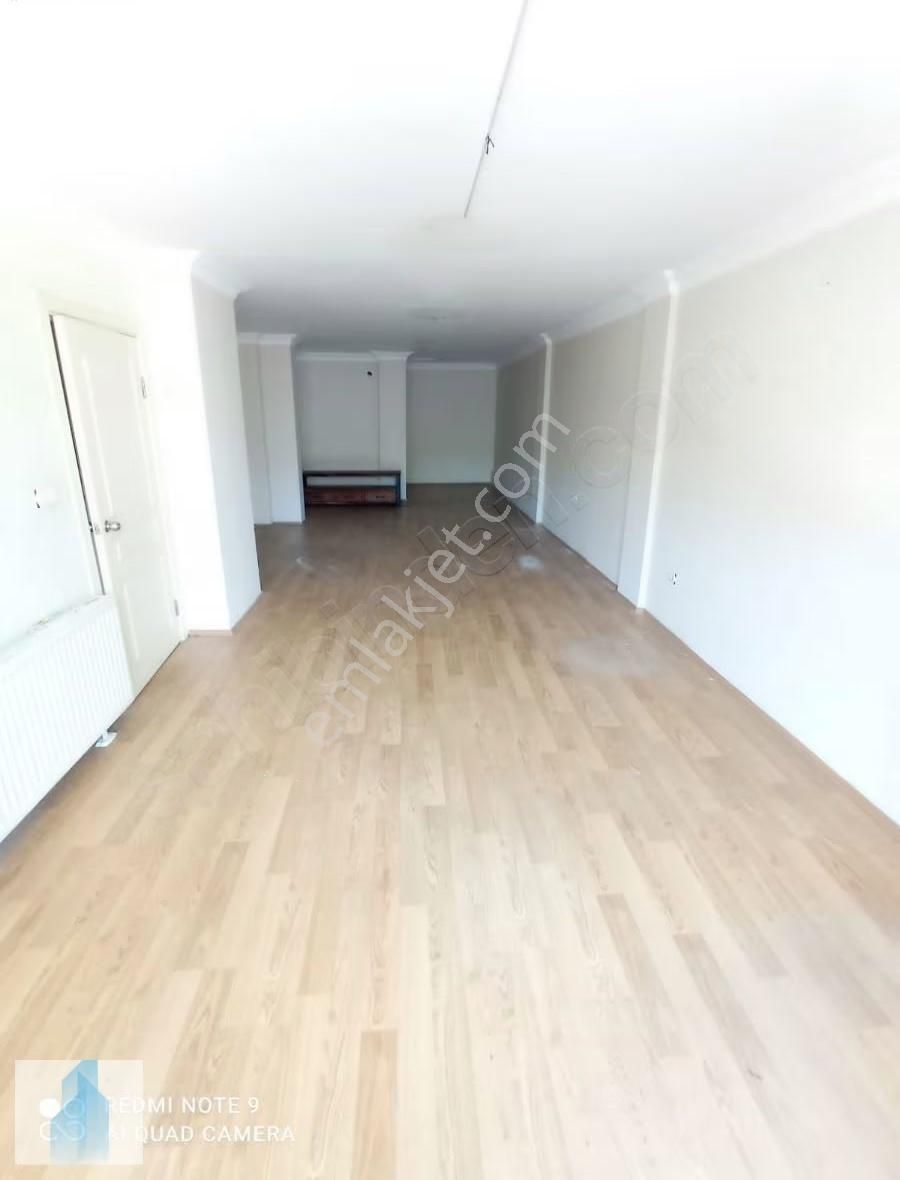 Bağcılar Merkez De Meydana Yakın Satılık 300 M2 İşyeri - Görsel 6