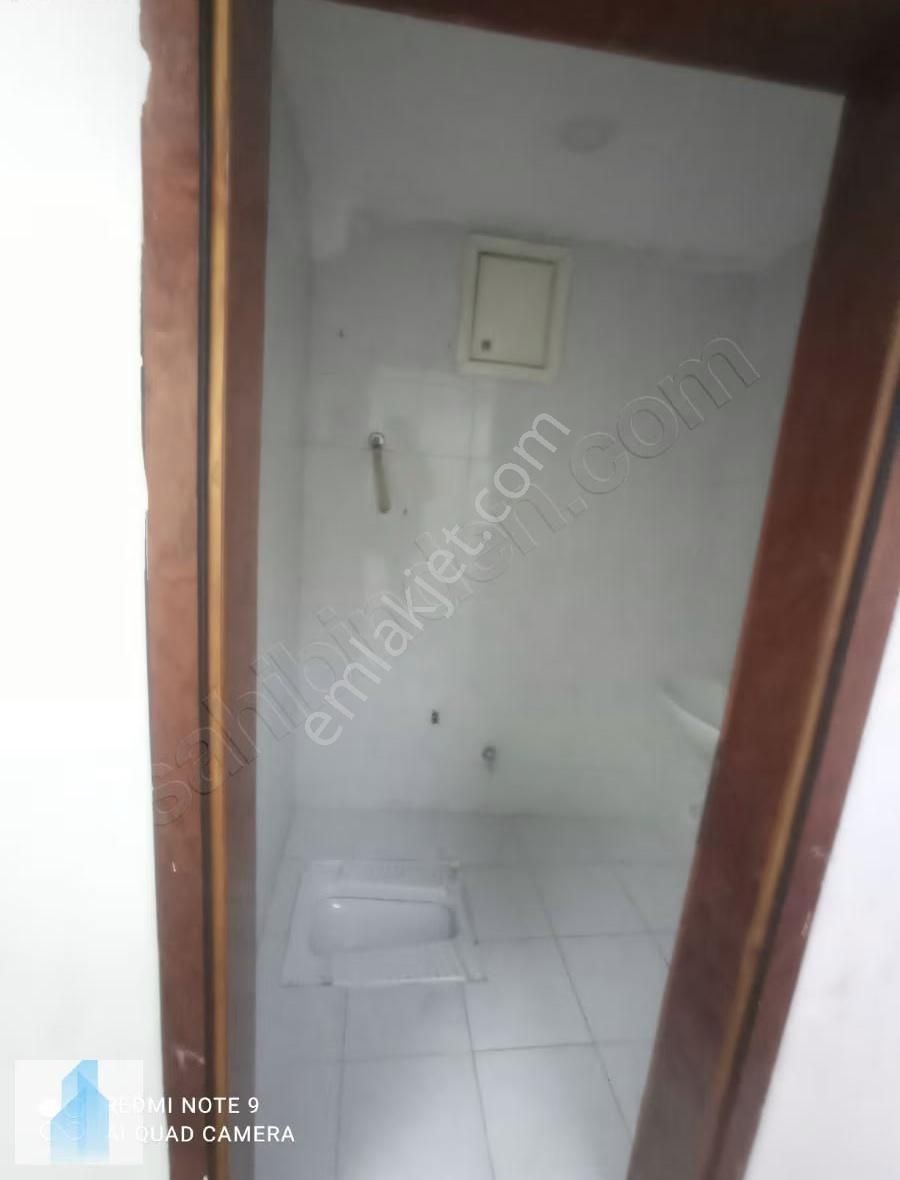 Bağcılarda Kiralık Cadde Üstü 300m2 İşyeri Birçok Sektöre Uygun - Görsel 5