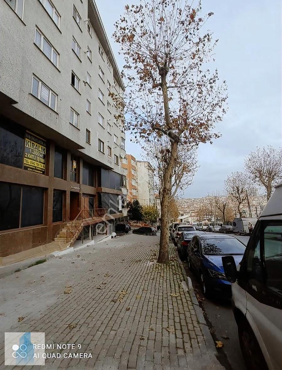 Bağcılarda Kiralık Cadde Üstü 300m2 İşyeri Birçok Sektöre Uygun - Görsel 19