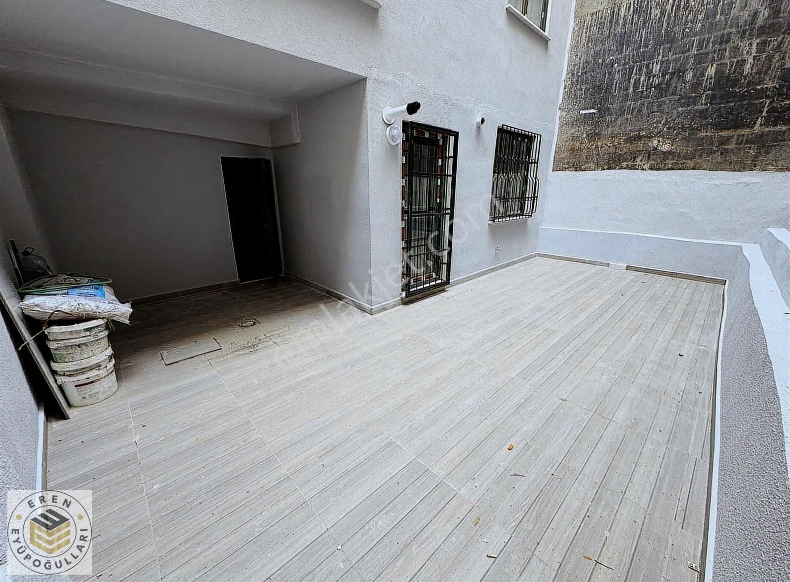 B.paşa Yenidoğan Mh Sıfır Oturuma Hazır Bahçe Katı Kiralık Daire - Görsel 8