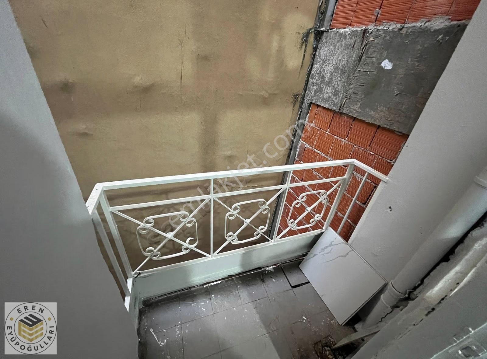 B.paşa Orta Mah. 1+1 Eski Bina Ama İçi Full Yenilenmiş Kiralık - Görsel 6