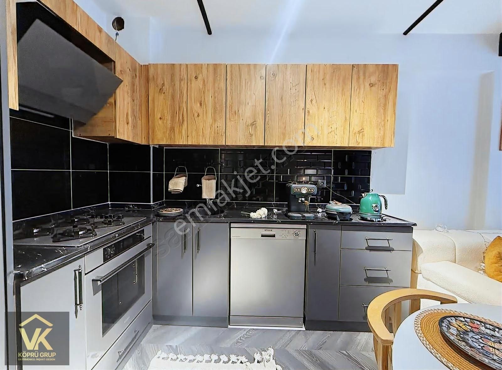 Vk Köprü Grup'tan Satılık Eşyalı 1+1 Daire - Görsel 3
