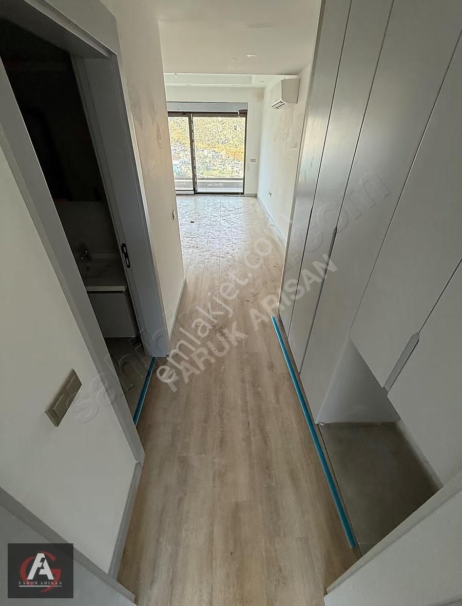 Faruk Arısan'dan Finikenin En Prestijli Sitesinde Ultra Lüx 1+1 - Görsel 5