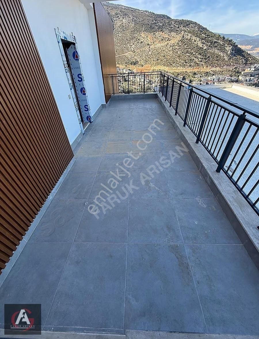 Faruk Arısan'dan Finikenin En Prestijli Sitesinde Ultra Lüx 1+1 - Görsel 4