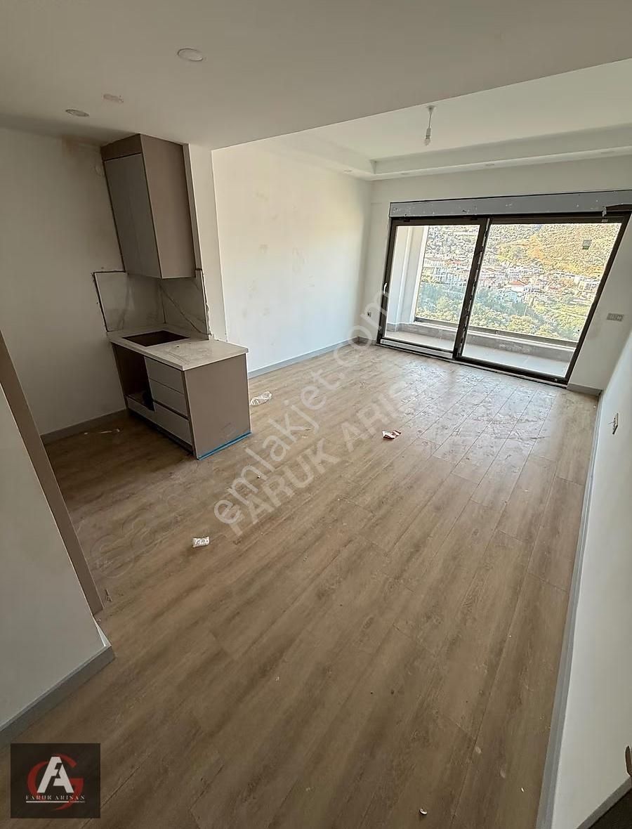 Faruk Arısan'dan Finikenin En Prestijli Sitesinde Ultra Lüx 1+1 - Görsel 11