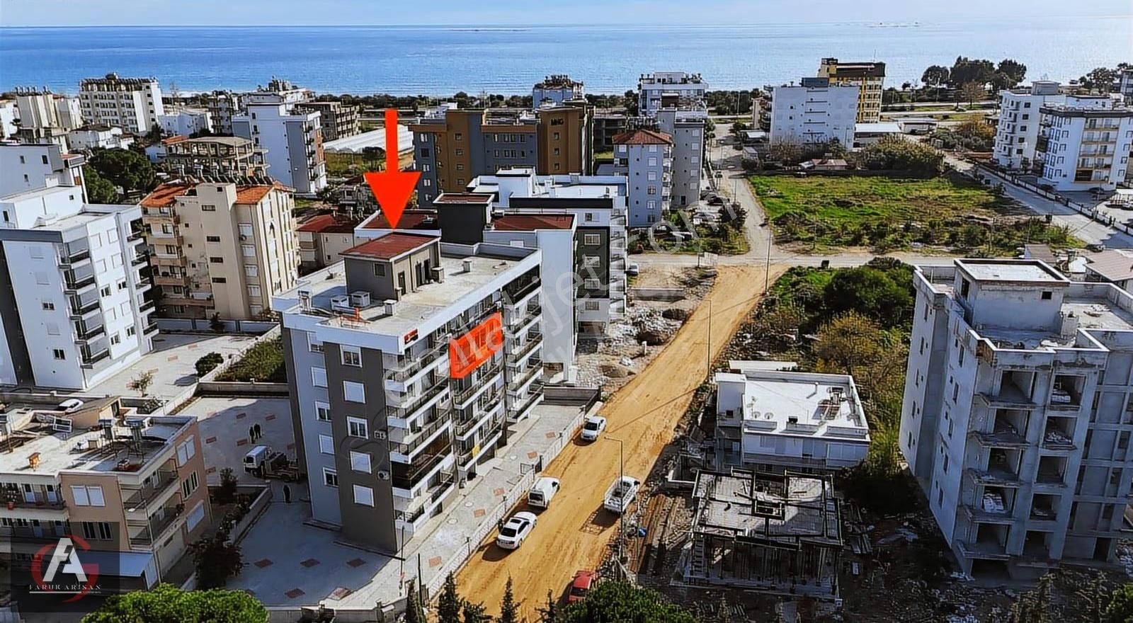 Faruk Arısan'dan Denize Yakın Deniz Manzaralı Oturuma Hazır 1+1 - Görsel 6