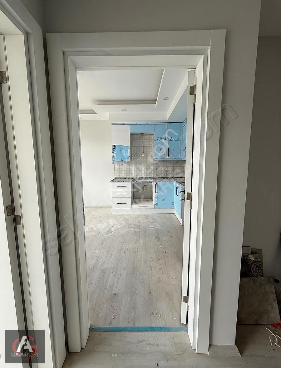 Faruk Arısan'dan Denize Yakın Deniz Manzaralı Oturuma Hazır 1+1 - Görsel 15