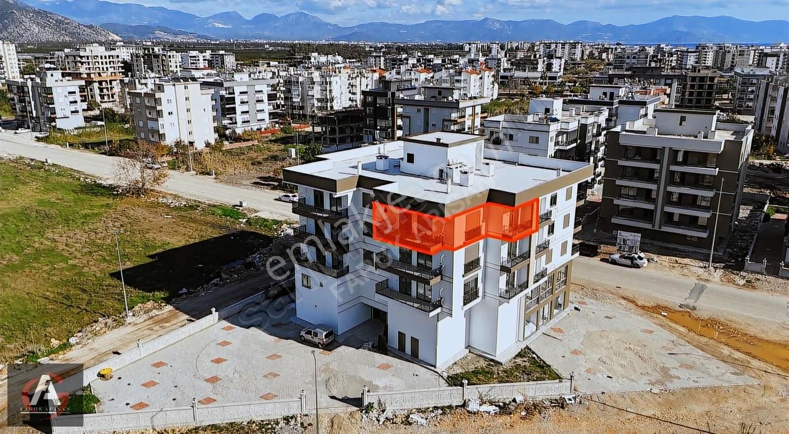 Faruk Arısan'dan Merkezi Konumda Çok Geniş İskanlı Ve Lüx 2+1 - Görsel 23