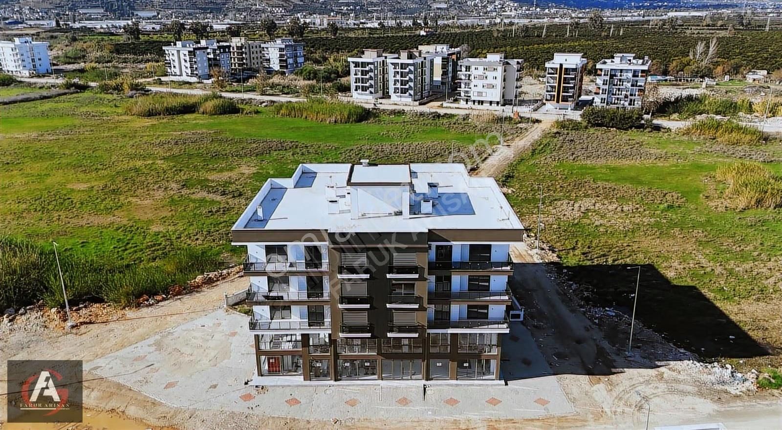 Faruk Arısan'dan Merkezi Konumda Çok Geniş İskanlı Ve Lüx 2+1