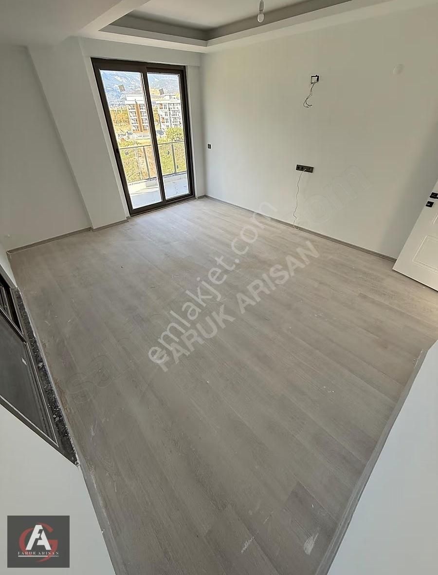 Faruk Arısan'dan Merkezi Konumda Çok Geniş İskanlı Ve Lüx 2+1 - Görsel 21