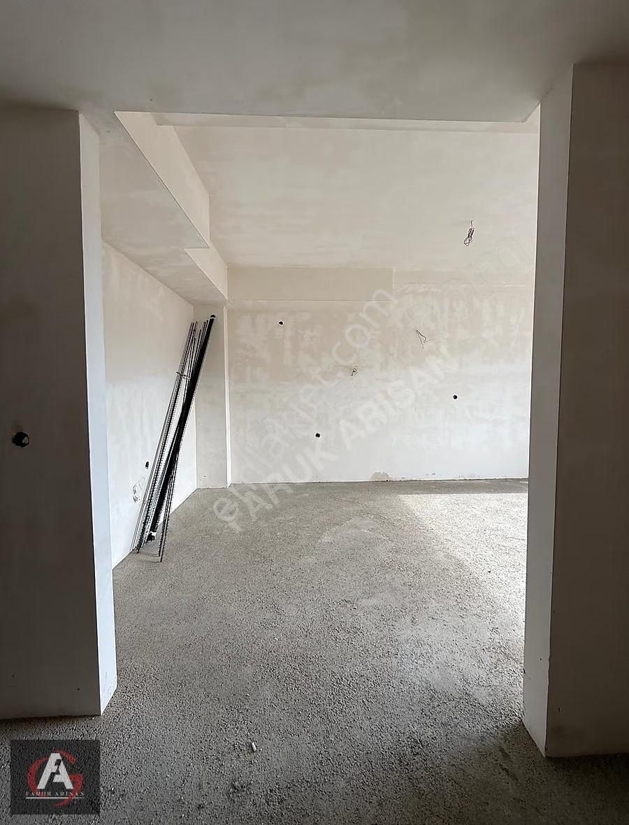 Faruk Arısan'dan Denize Çok Yakın Ve Deniz Manzaralı 1+1 Daire - Görsel 3