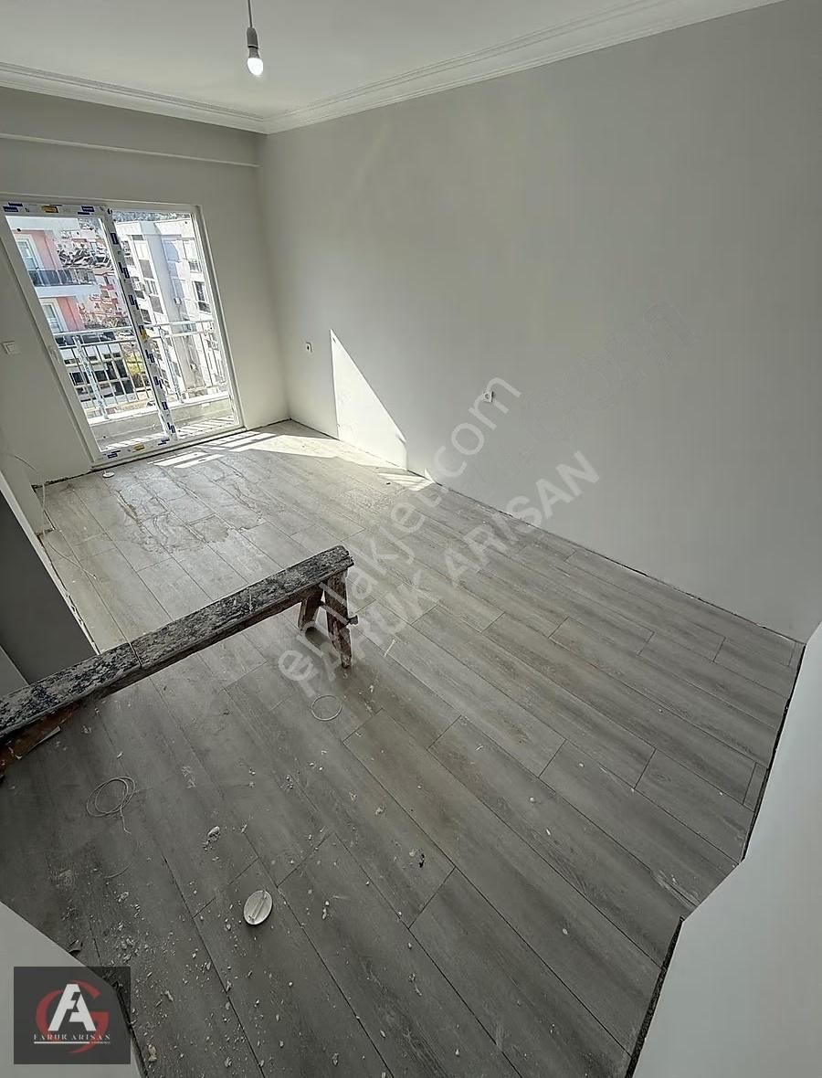 Faruk Arısan'dan Merkezi Konumda Uygun Fiyatlı Ayrı Mutfak 2+1 - Görsel 21