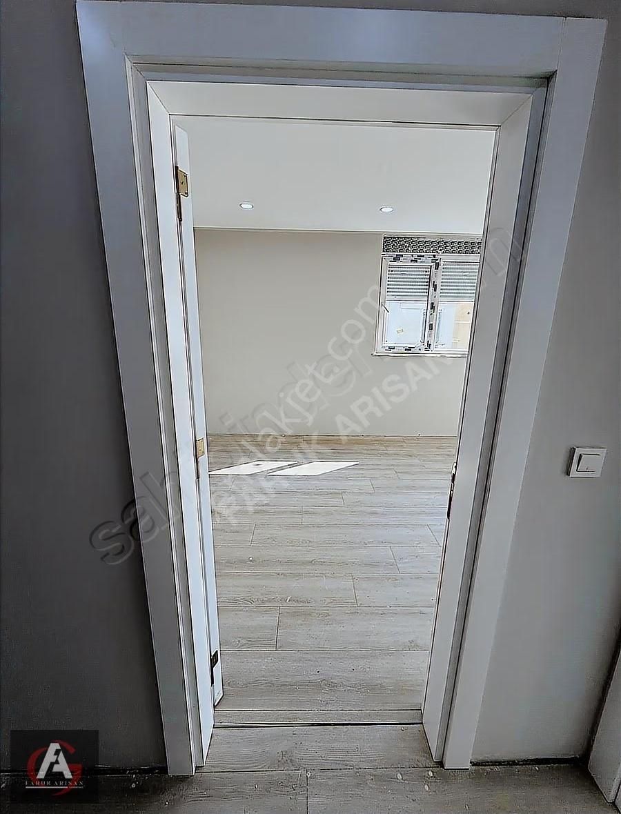 Faruk Arısan'dan Merkezi Konumda Uygun Fiyatlı Ayrı Mutfak 2+1 - Görsel 13