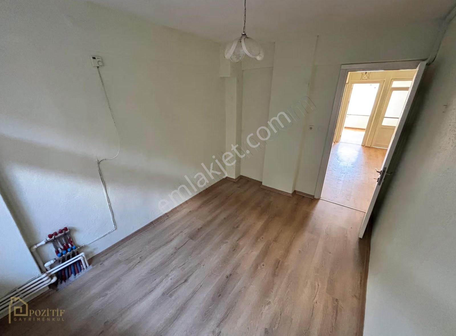 Yalı Mahallesi Çarşı İçinde Masrafsız Geniş 1+1 Satılık Daire - Görsel 13