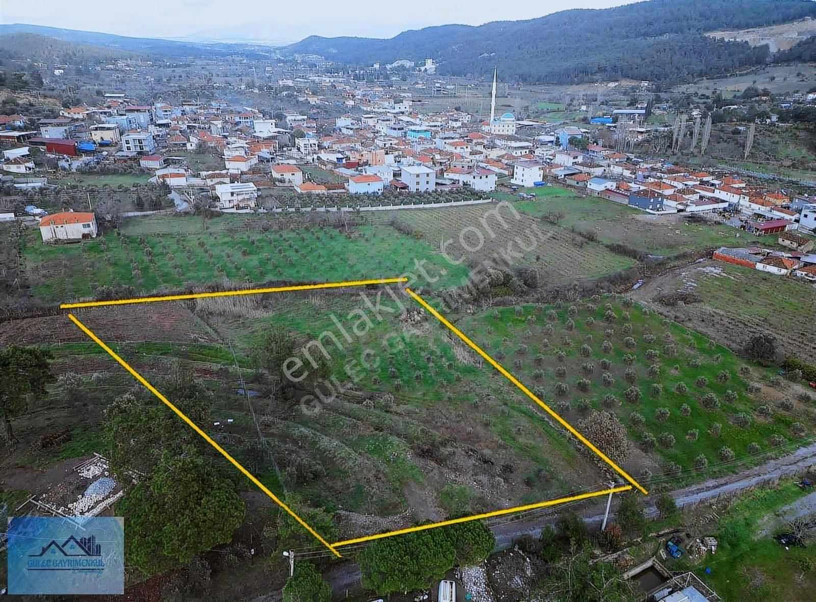 Güleçgayrimenkul Den Satılık 4 Dönüm Satılık Tarla