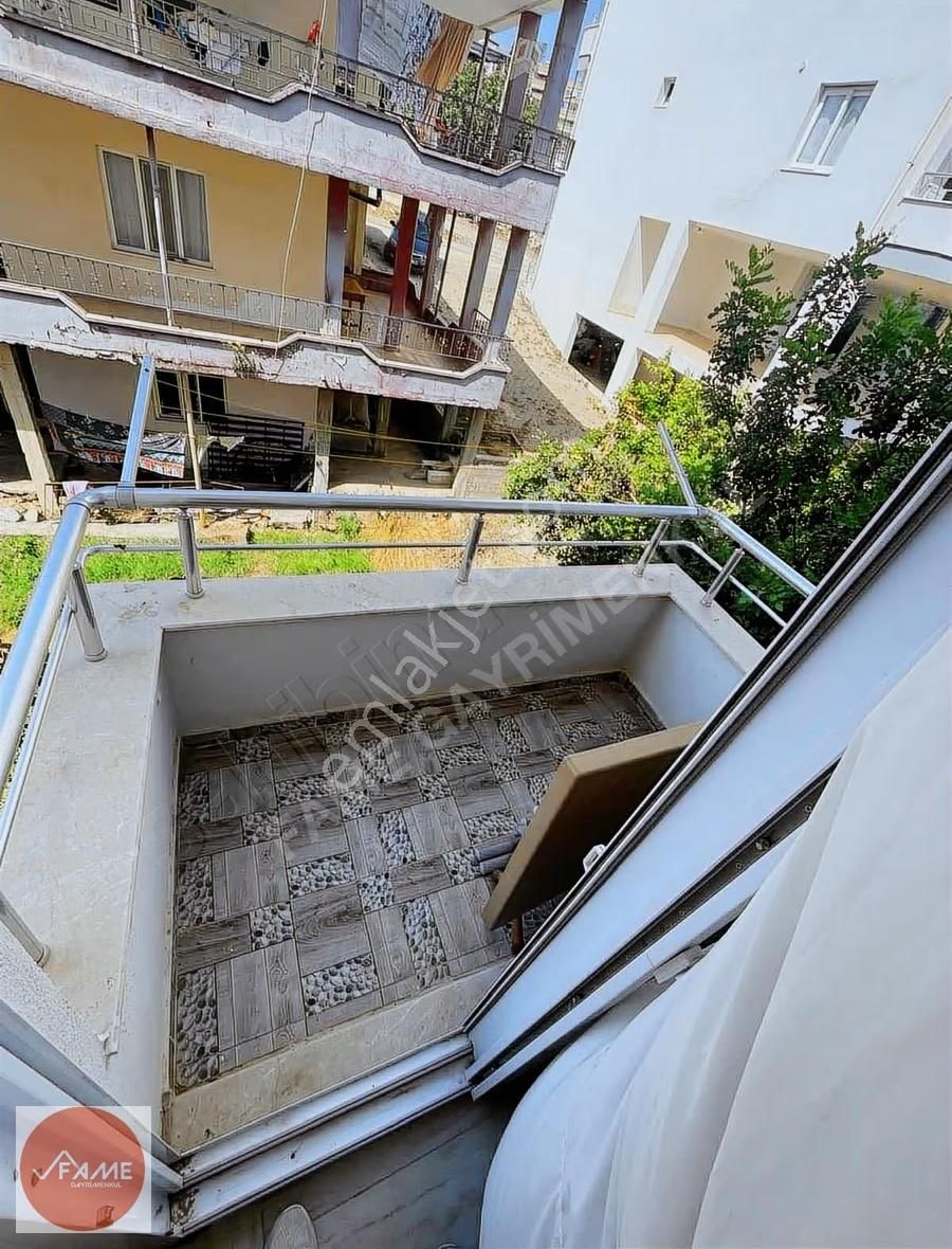 Silifke Atakent'te Eşyalı 1+1 Daire: Çift Banyo, Kiracılı! - Görsel 3