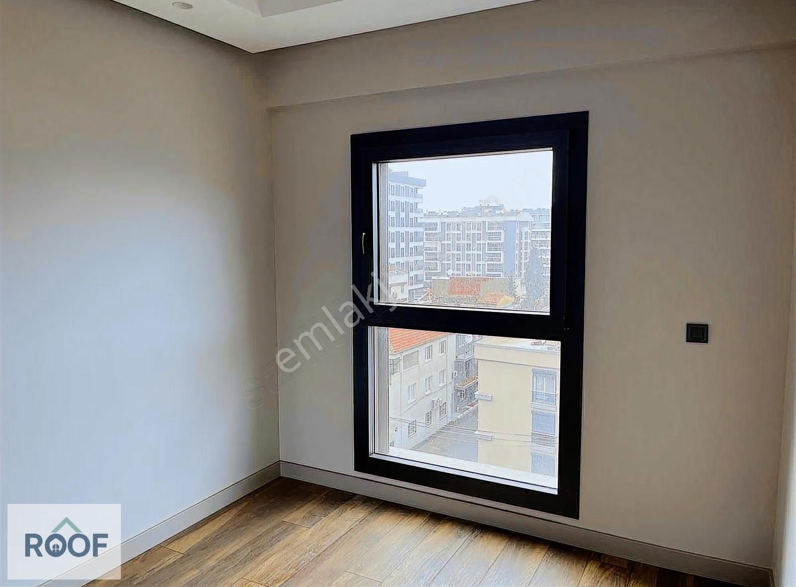 Gültekin Pera Çiğli Havuz Cephesi Sıfır Satılık 1+1 Daire - Görsel 23