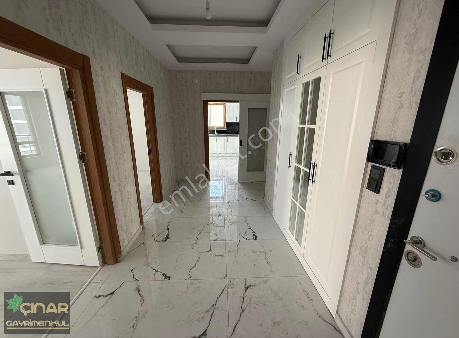 Serkent Anayol Üzerinde Düşük Katlı 4+1 Satılık Sıfır Lüks Daire - Görsel 4