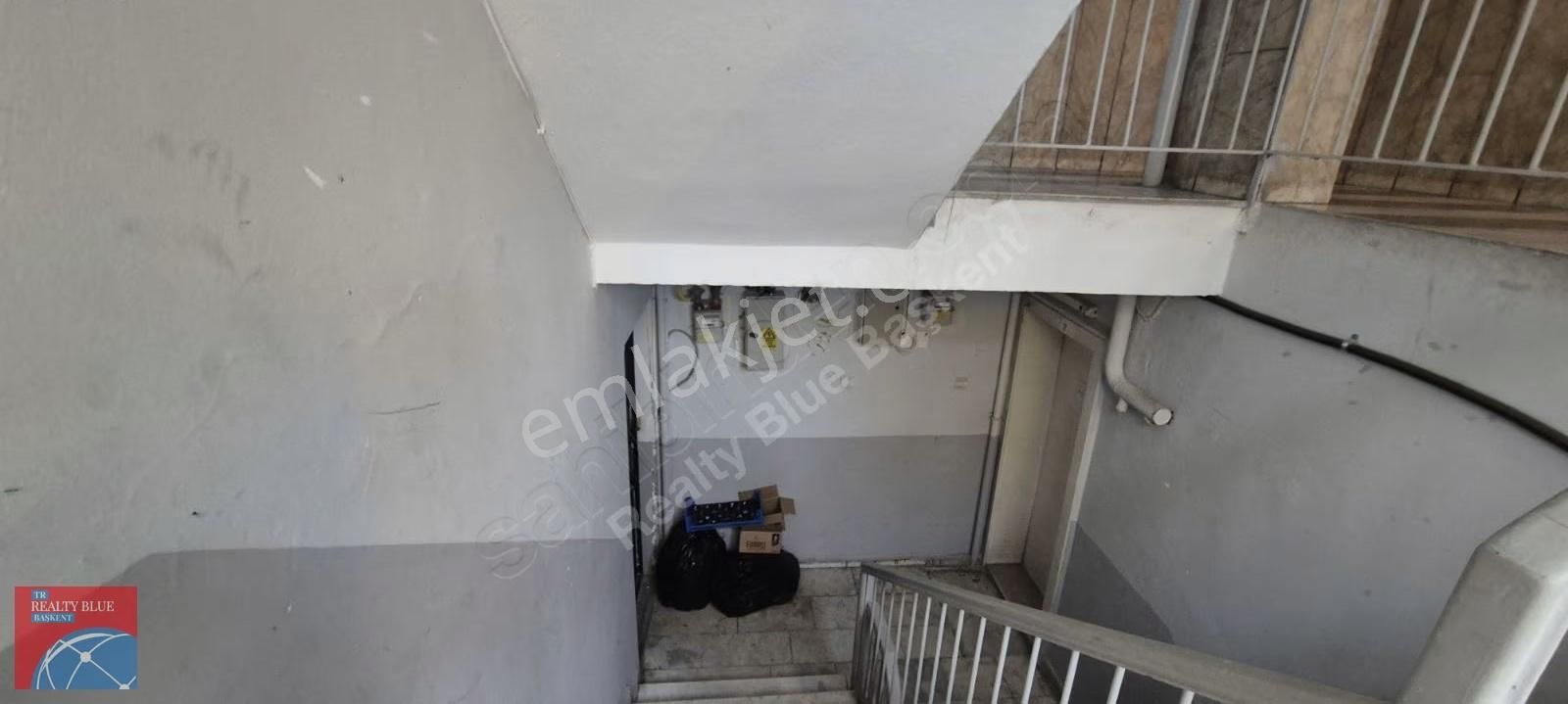 Cinnah Caddesinde Hem Ofis Hem Konut İçin Uygun Satılık 3+1 - Görsel 2