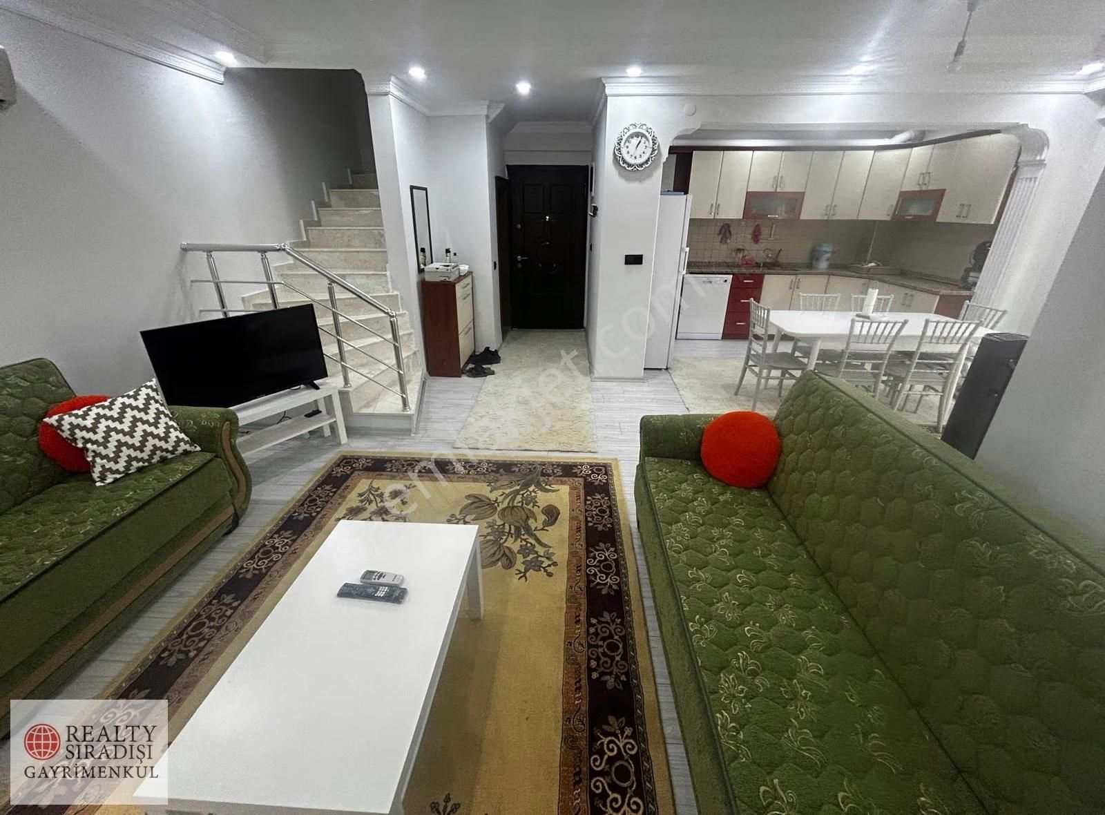 Realty Sıradışı'ndan Daire Fiyatına 4+1 Satılık Triplex Villa ! - Görsel 13