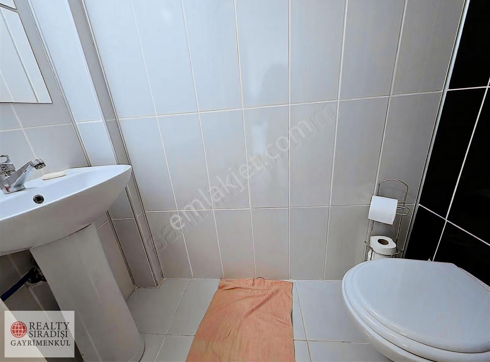 Aksu Kemerağzı Satılık 2+1 Denize Yakın Site İçinde Havuzlu - Görsel 8