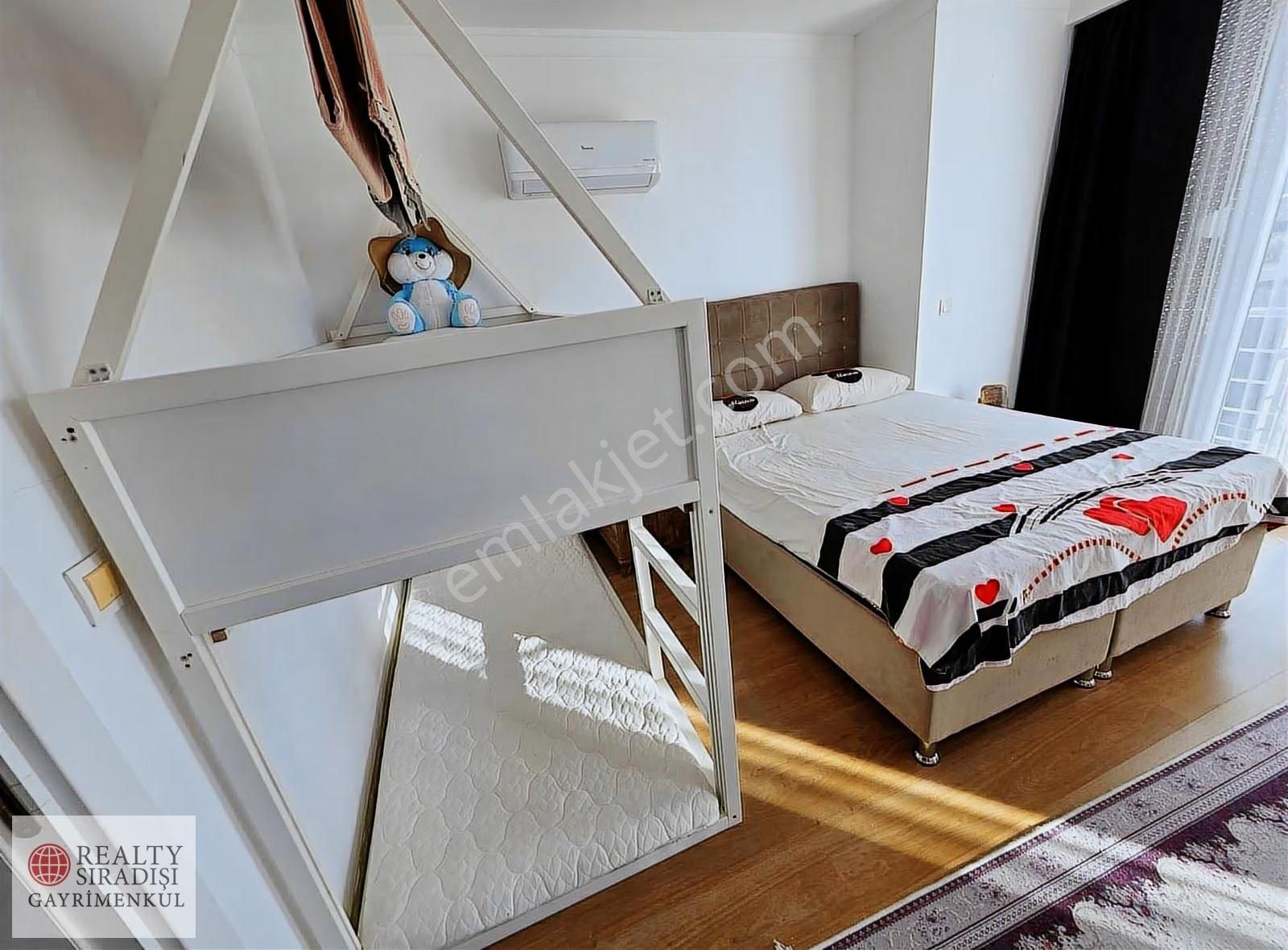 Aksu Kemerağzı Satılık 2+1 Denize Yakın Site İçinde Havuzlu - Görsel 9