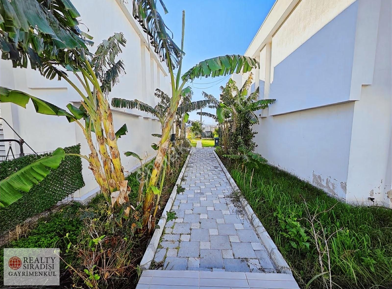 Aksu Kemerağzı Satılık 2+1 Denize Yakın Site İçinde Havuzlu - Görsel 25
