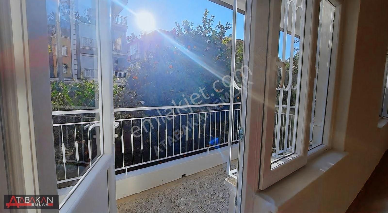 Manavgat'ta Kiralık 2+1 Daire: 90m², Tadilatlı, Merkezi Konumda - Görsel 3