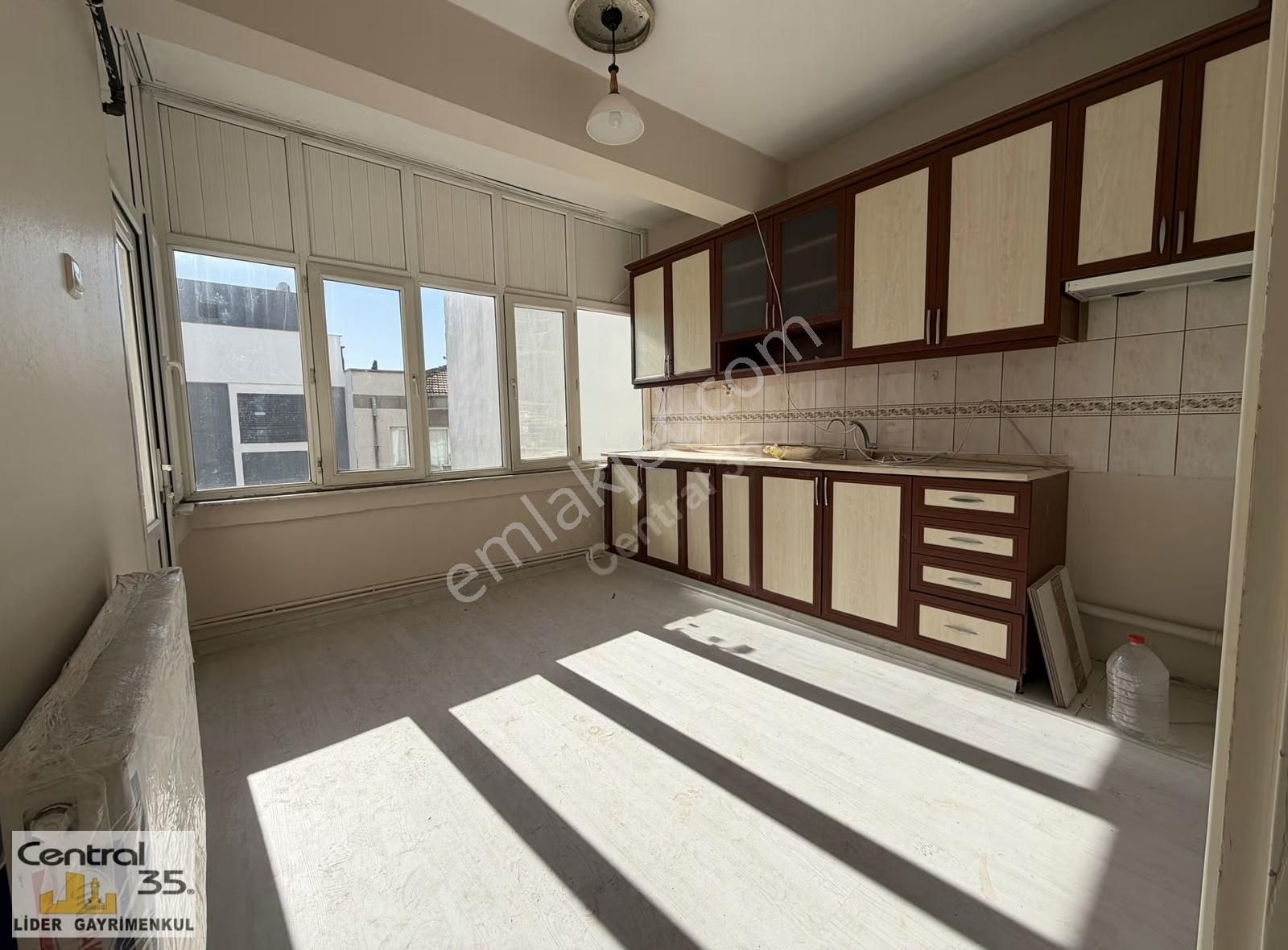 Central35 İnkılap Mh 4+1 140m2 Dgaz Tadilatlı Arakat Çift Cephe