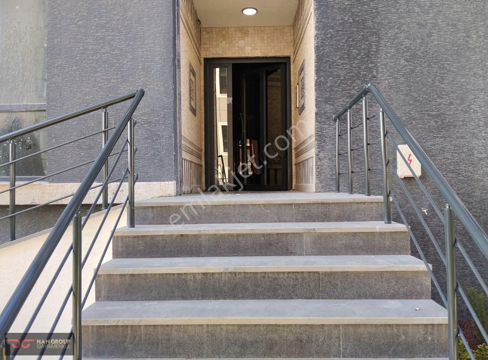 Silivri Yenimahalle'de Acil Satılık 2+1 Sıfır Daire - Görsel 2