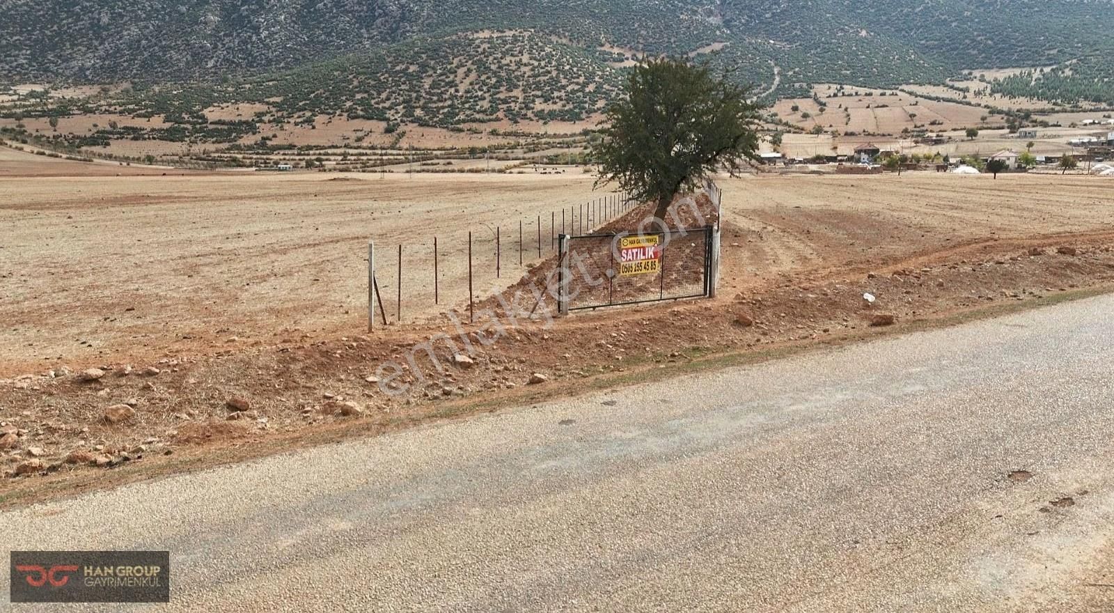 Asfalta Sıfır, Telle Çevrili, Köyün Dibinde Fırsat Tarla !!! - Görsel 3