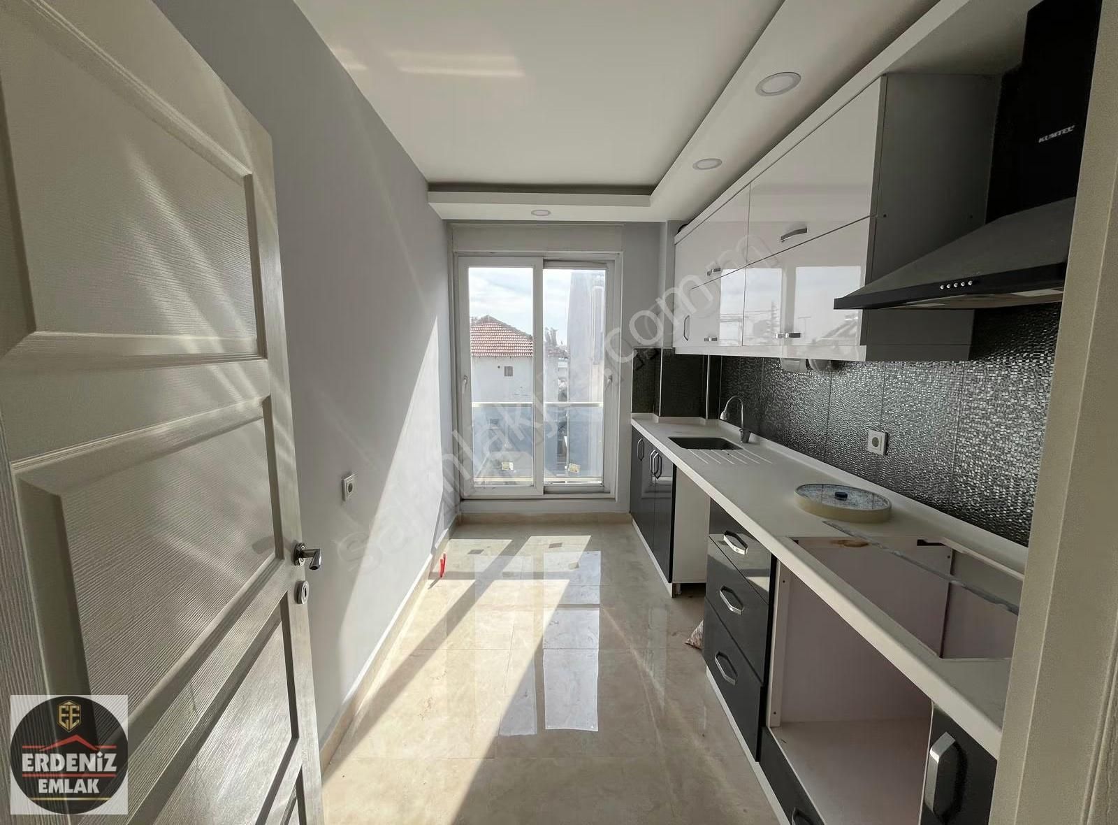 Barış Mh 4+1 140m2 Dubleks Doğu Güney Yol Cephe Kredi Sorunsuz