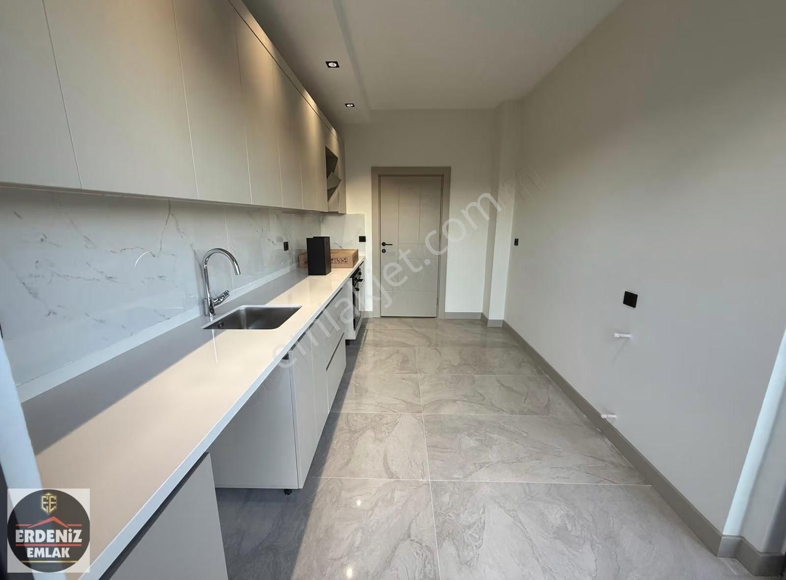 Çankaya Mh Havuzlu 2+1 100m2 Full+full Kat Seçenekli Daireler - Görsel 15