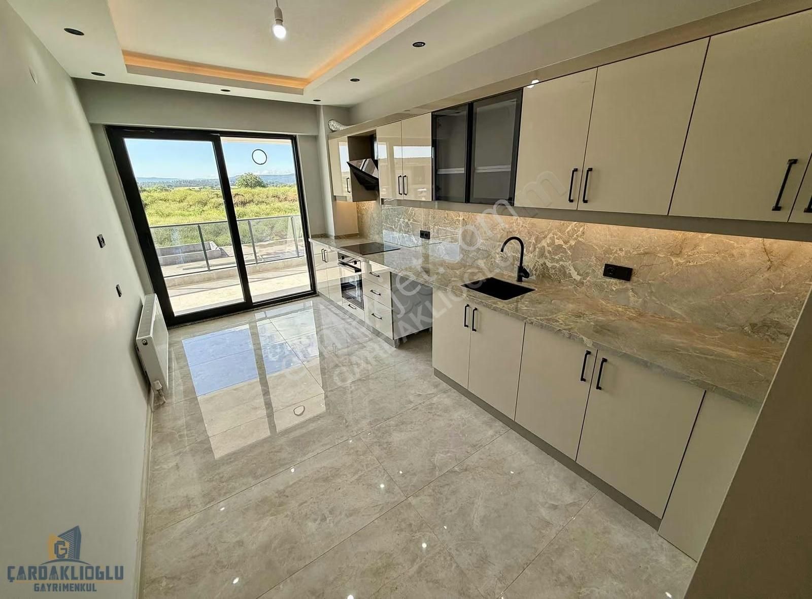 Çanakkale Karya Park Sitesinde Boğaz Manzaralı Satılık Daire