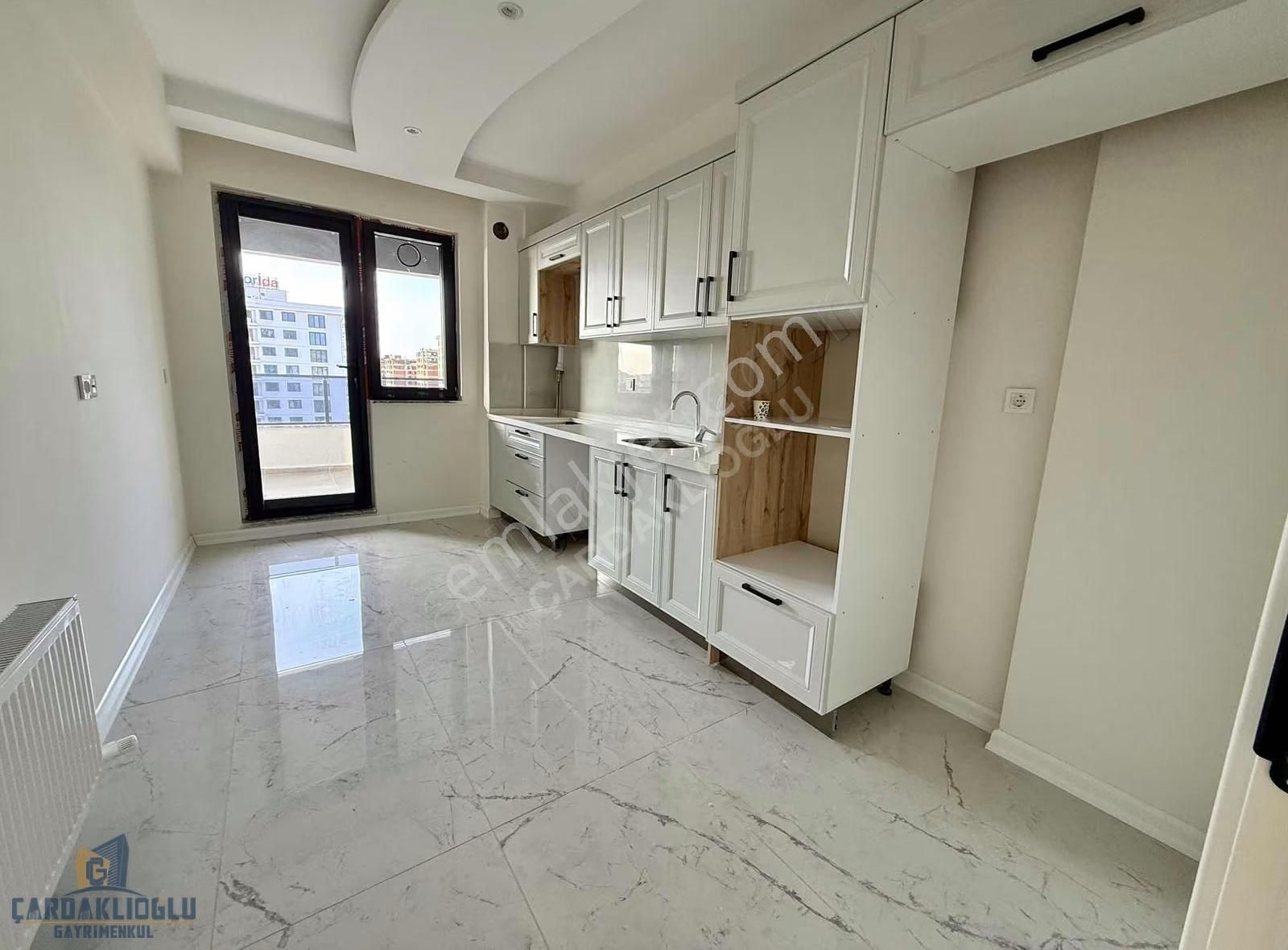 Çanakkale Merkez Esenlerde Prestijli Site İçerisinde Satılık - Görsel 9