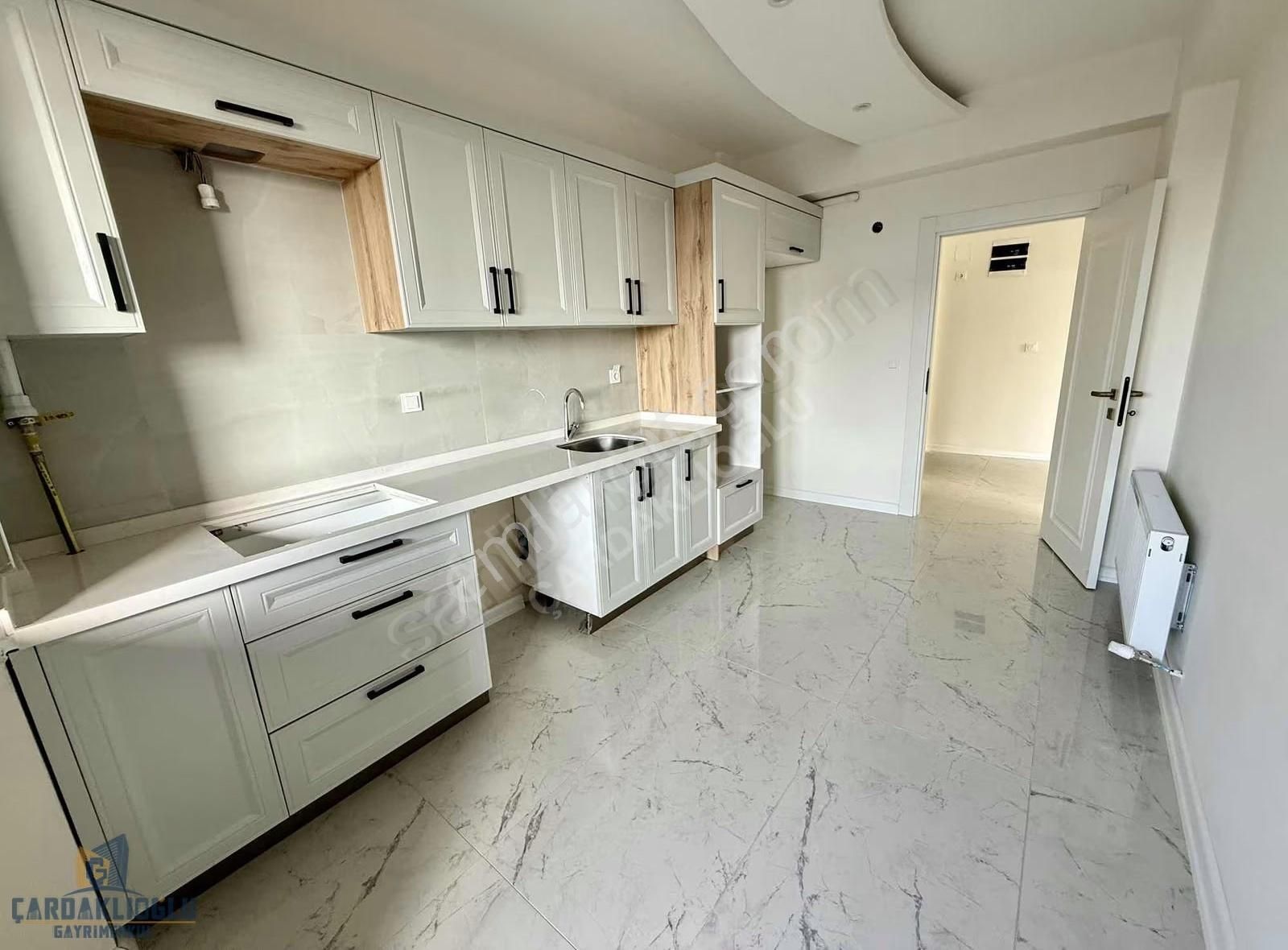 Çanakkale Merkez Esenlerde Prestijli Site İçerisinde Satılık - Görsel 15