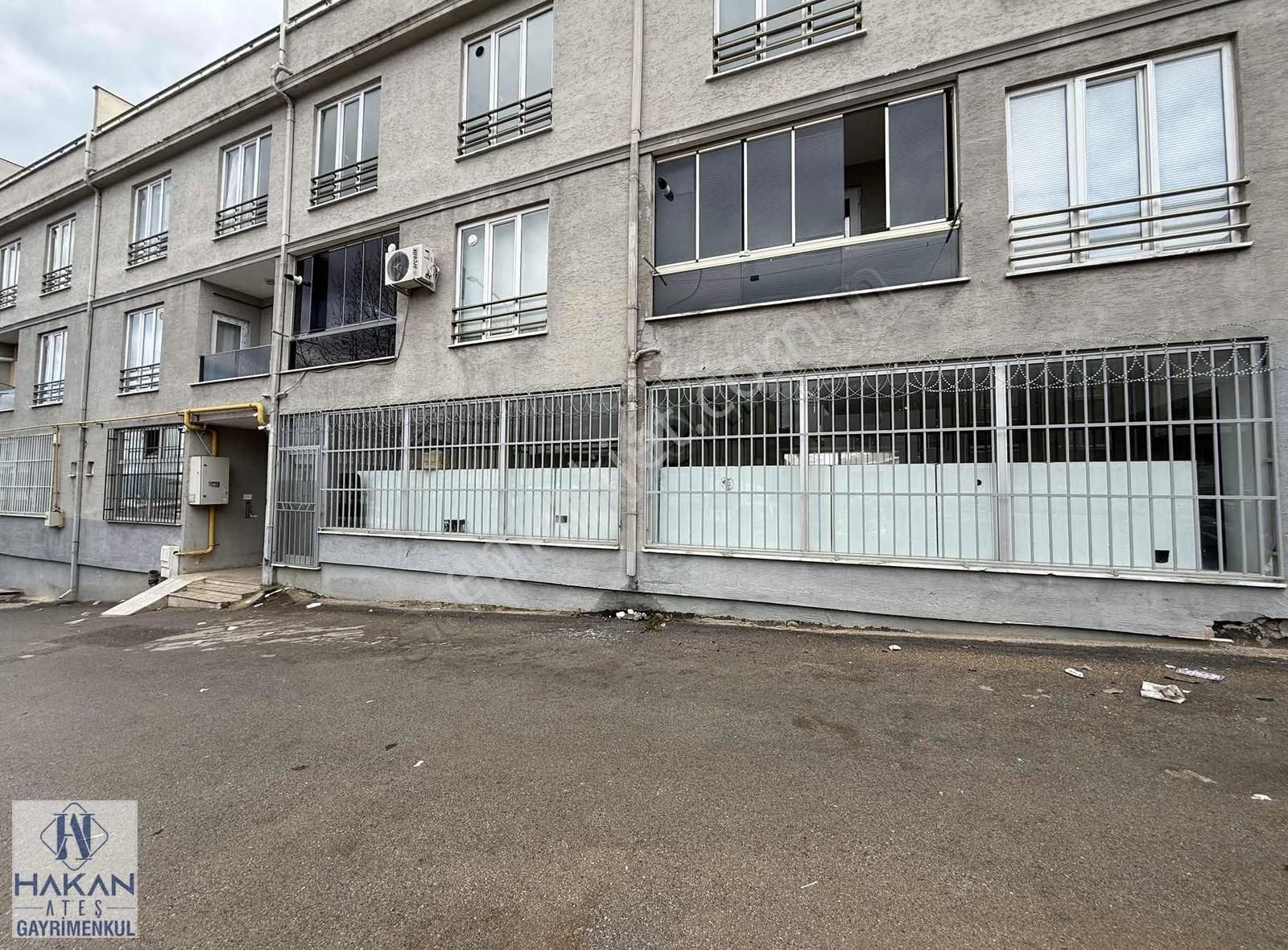 Hakan Ateş"ten Otosansitte Ana Cadde Üzeri Kiralık Dükkan - Görsel 14