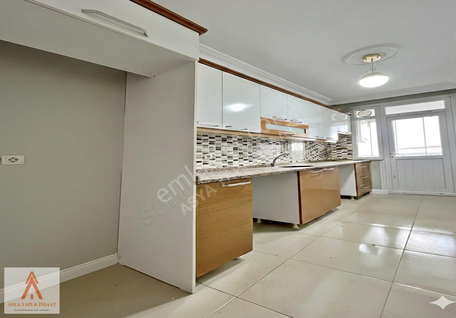 Merkezi Konum Masrafsız Aileye Genişm2 İskanlı 2+1 Satılık Daire - Görsel 3