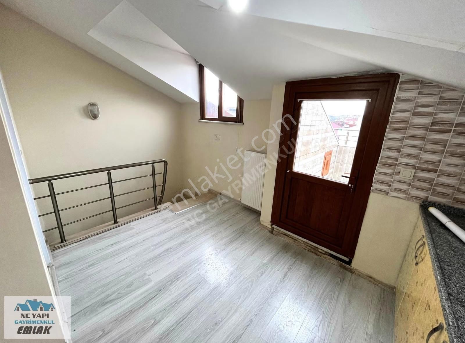 Sultanbeyli Adil Mah. Cadde Üzeri Kiralık 2+1 Dubleks - Görsel 19