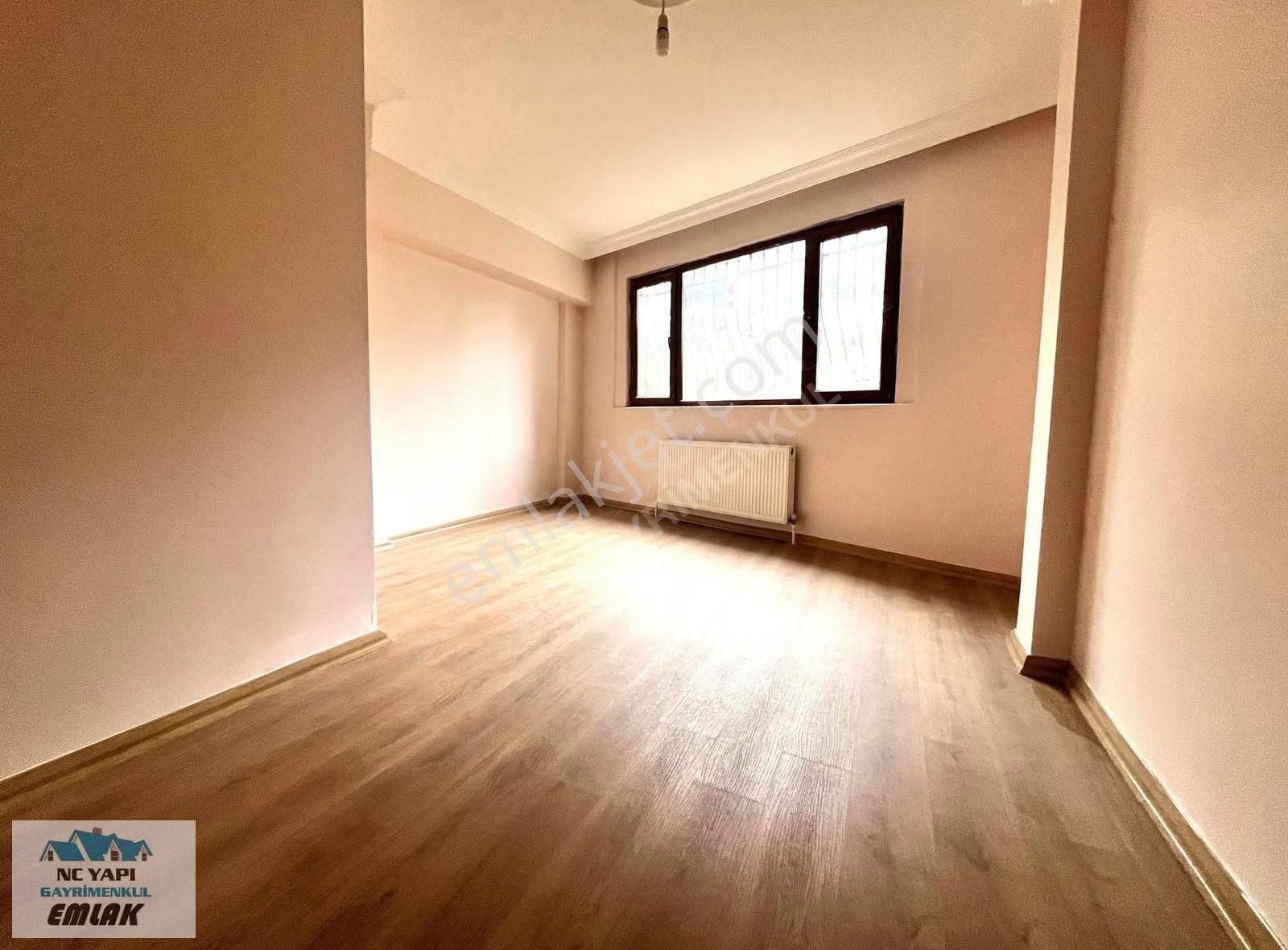 Çekmeköy Merkez'de Satılık 2+1 Bahçe Katı Daire (krediye Uygun) - Görsel 31